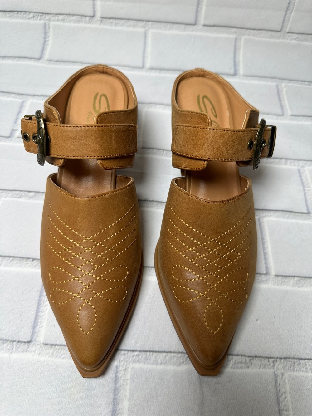 Sbicca Vintage Collection Women’s Tan Pointed-Toe Buckle Western Mules Sz 6